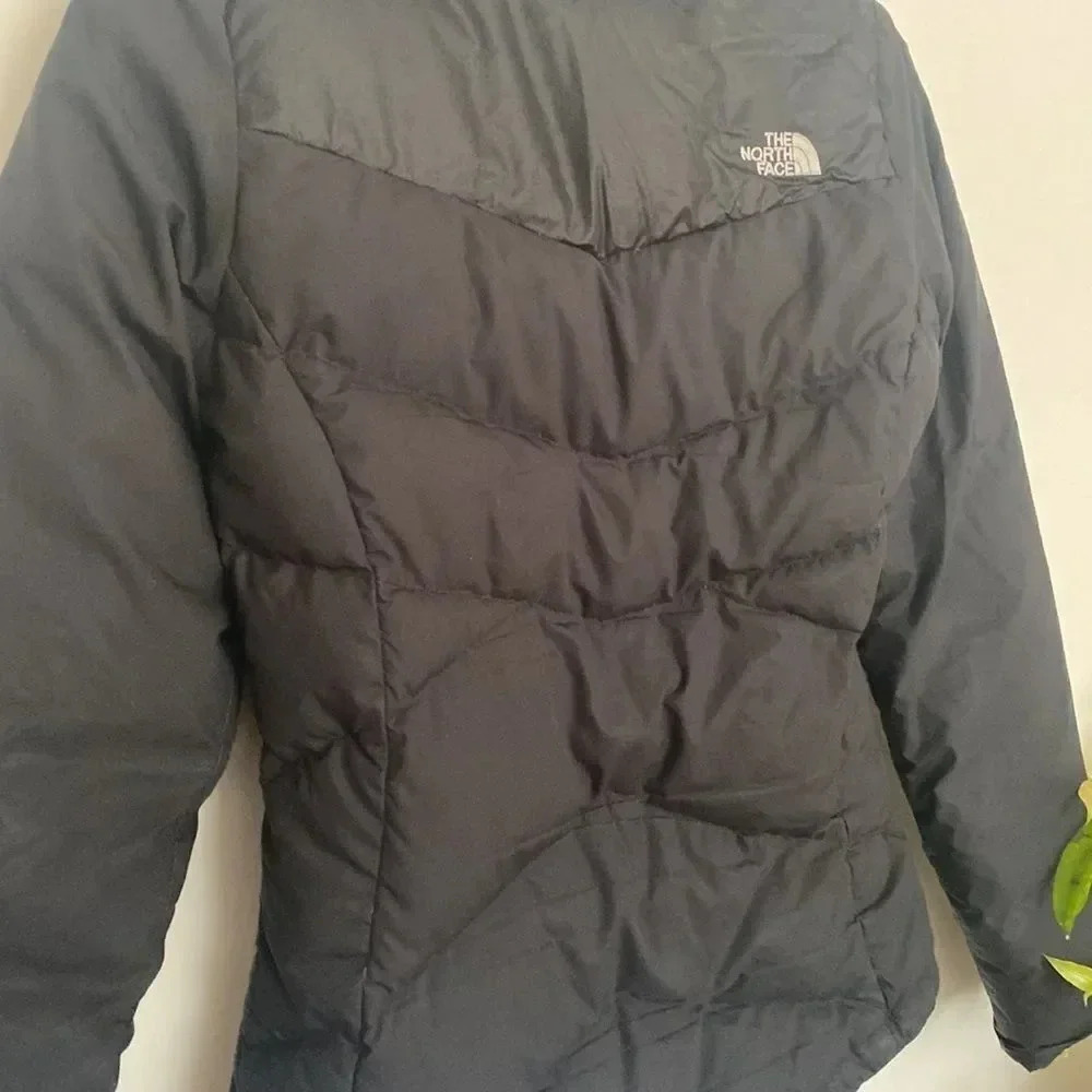 Northface puffer jacket black size XS 650 down jacket great pre owned condition - Picture 7 of 13